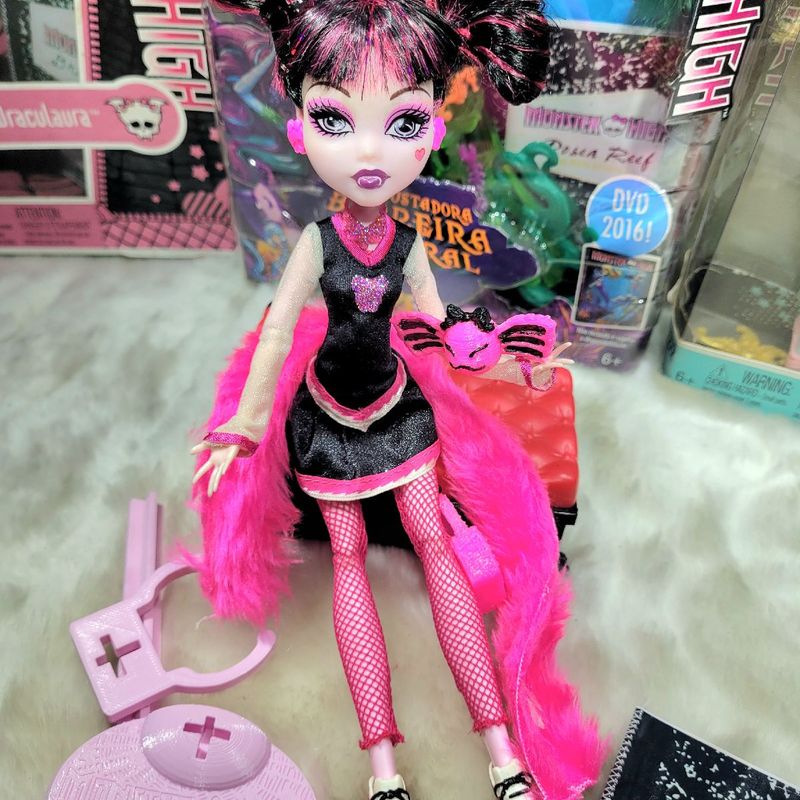 Boneca Mattel Monster High Draculaura Rosa - Compre Agora