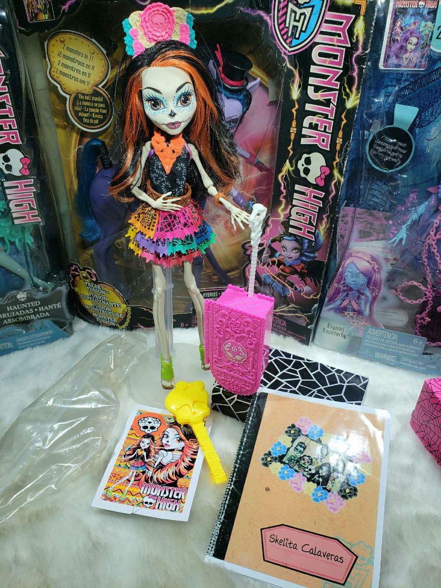 Preços baixos em Mattel Skelita Calaveras Boneca Monster High Bonecas e  Brinquedos