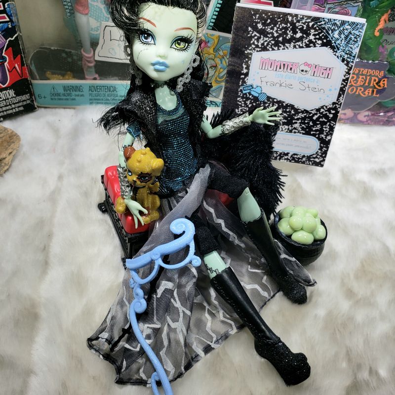 Boneca Monster High Frankie Stein | Brinquedo Mattel Usado 42967323 | enjoei