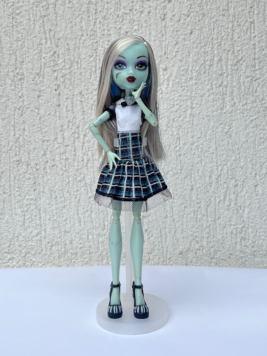 Boneca Monster High Frankie Choque Eletrizante Mattel R$ 179.99