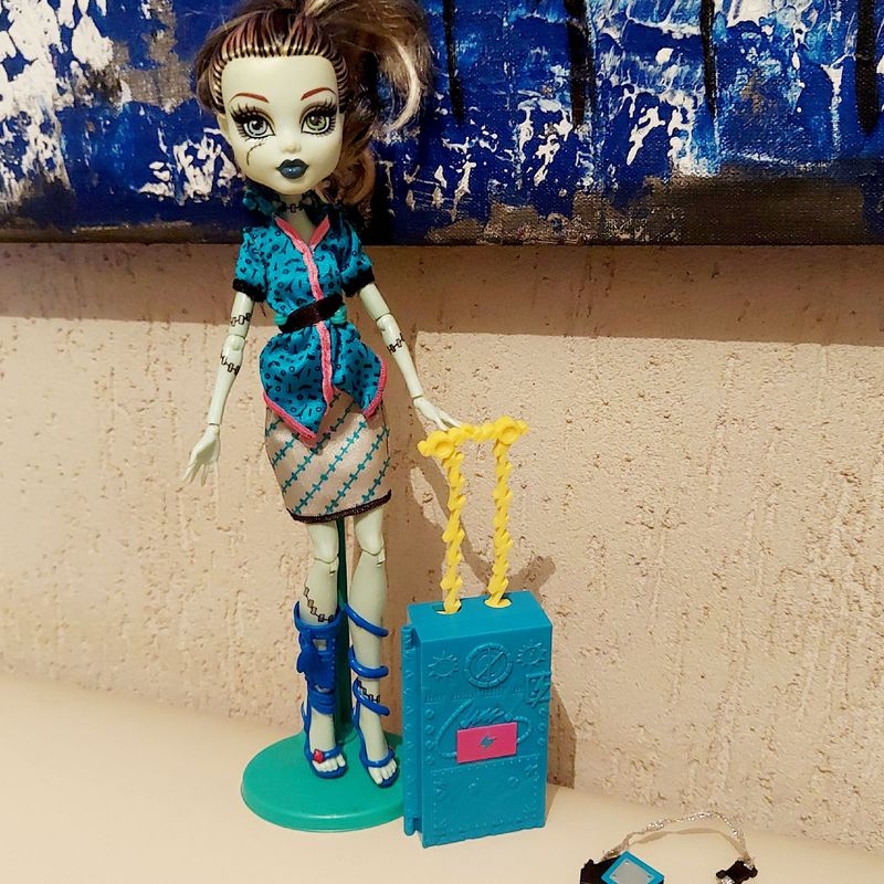 Monster High Original Ghouls Regra Frankie Stein Boneca Scaris Cidade De  Fritos Abbey Bombeável Grandes Scorier Reef Brinquedos Para Meninas -  Bonecas - AliExpress