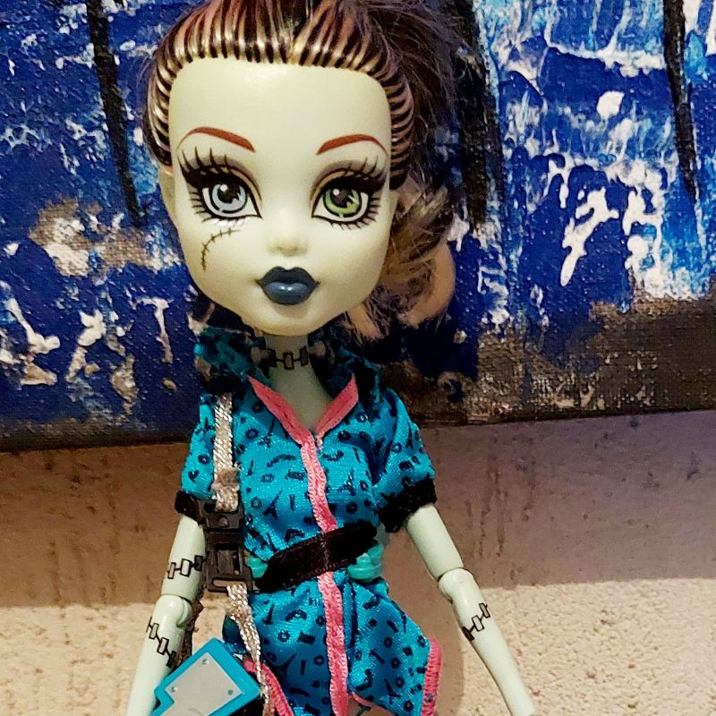 Boneca Frankie Stein Monster High Doll - Escorrega o Preço