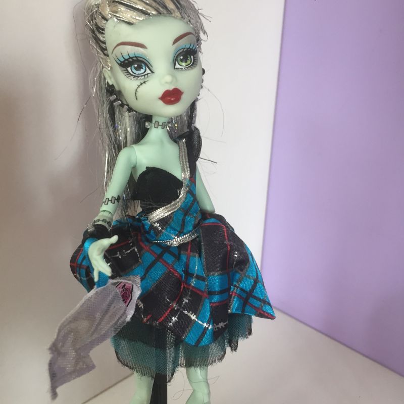 Boneca Monster High Frankie Stein Sweet 1600 Mattel