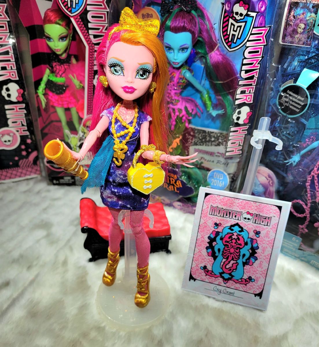 Suportes para bonecas Monster High Masculino e Feminino