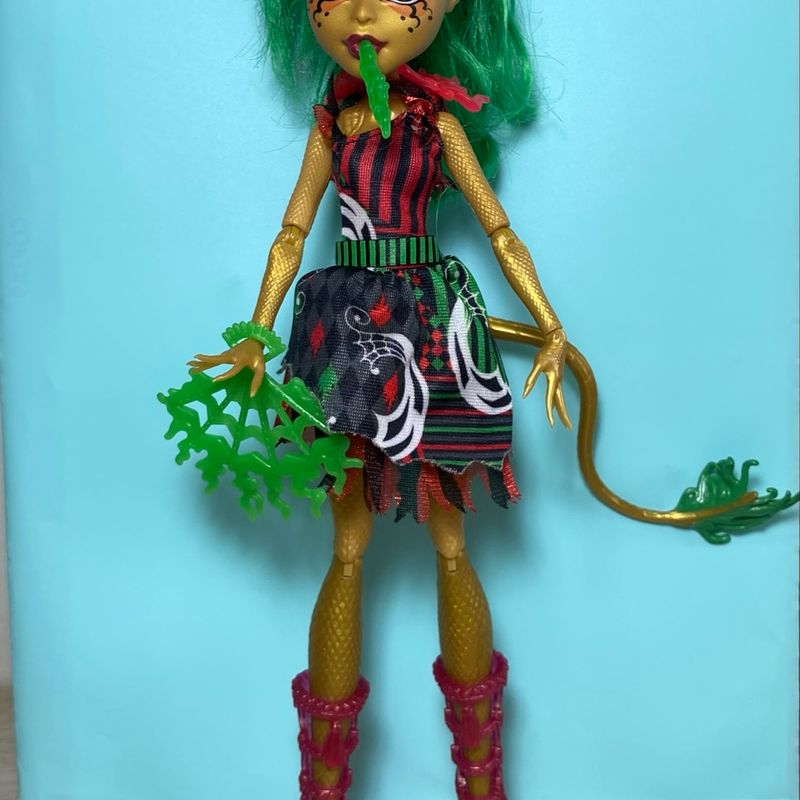 Mattel Monster High Freak Du high quality Chic Jinafire Long Doll