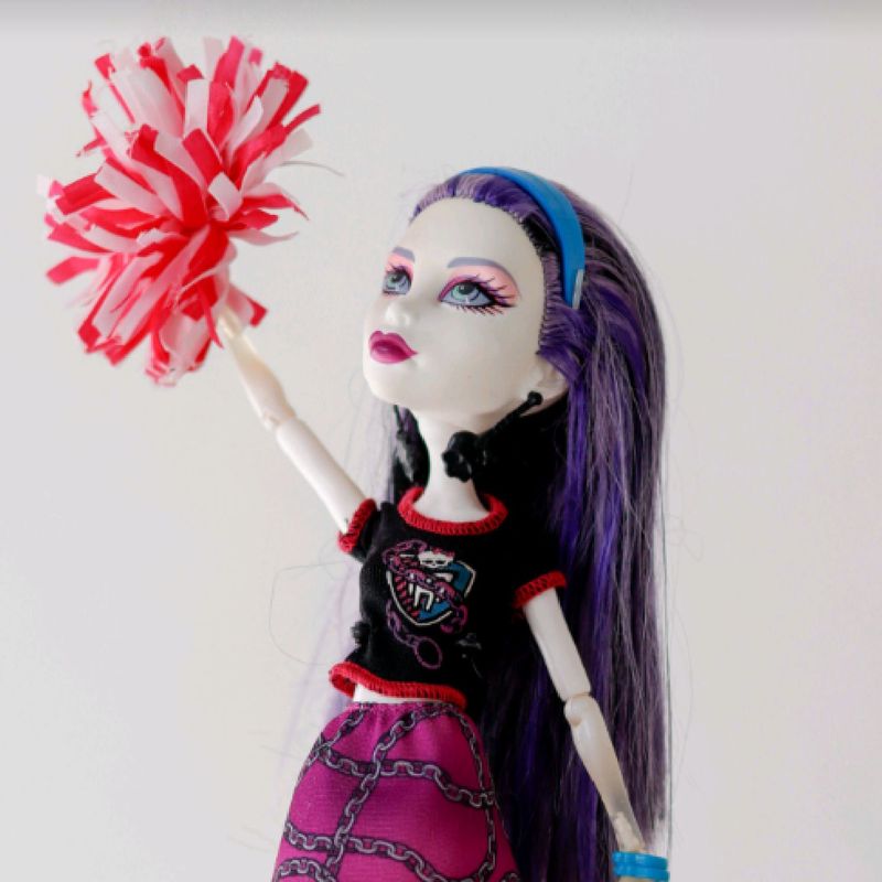 Boneca Monster High Spectra Vondergeist Assombrada - Mattel em Promoção na  Americanas