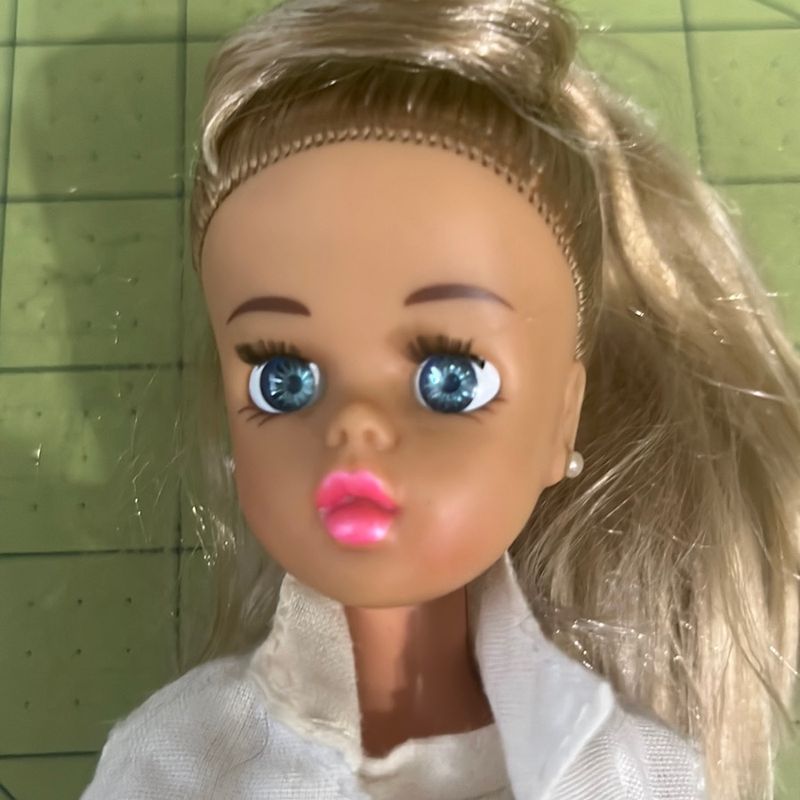 Roupa de boneca Susi anos 90