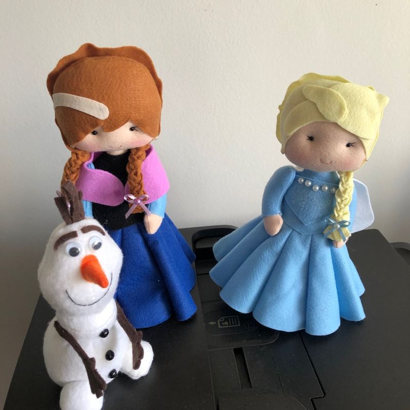 Bonecas Ana e Elsa Frozen feltro