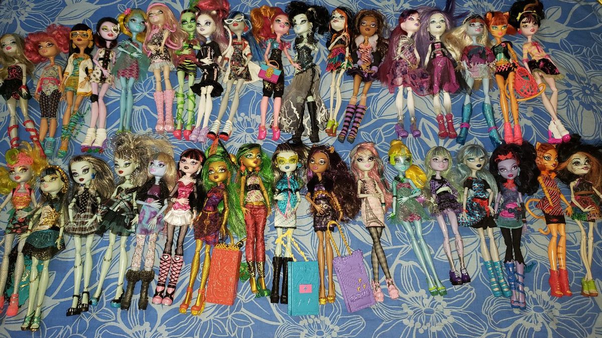 Bonecas Monster High antigas para colecionador - Objetos de decoração -  Jardim Bom Clima, Guarulhos 1257731186