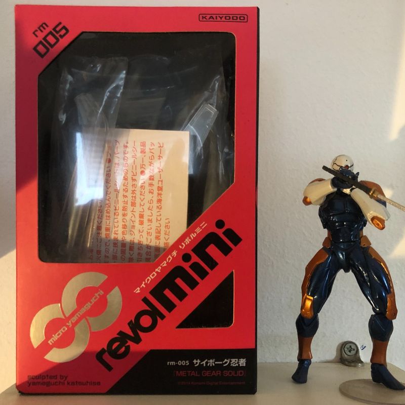 Boneco Figure Action Metal Gear Solid - Ninja Gray Fox | Revolmini
