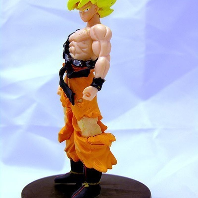 Boneco Goku Super Saiyajin Deus Azul - Dragon Ball Z em Promoção