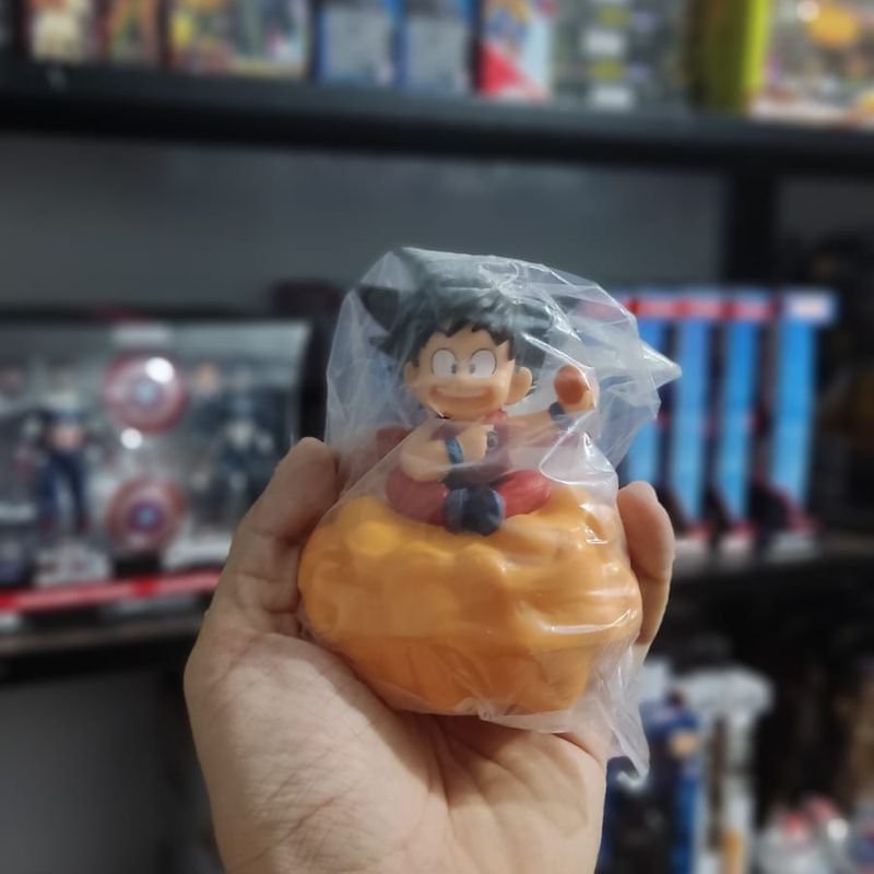 Boneco Goku Dragon Ball Z Nuvem Voadora 40cm Novo Promo