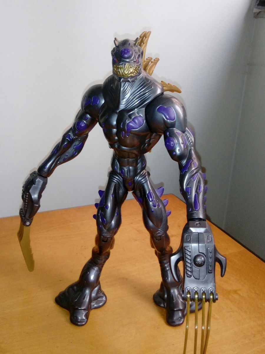 Bonecos max steel monstro, extra