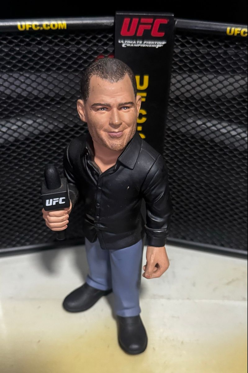 Boneco Raro Ufc Ultimate Collector Series 6 Joe Rogan Action Figure ...