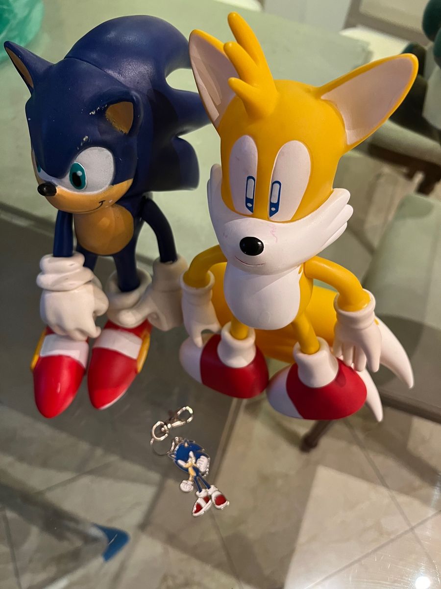 Boneco Sonic e Tales e Chaveiro | Brinquedo para Bebês Rihappy Usado  87083249 | enjoei