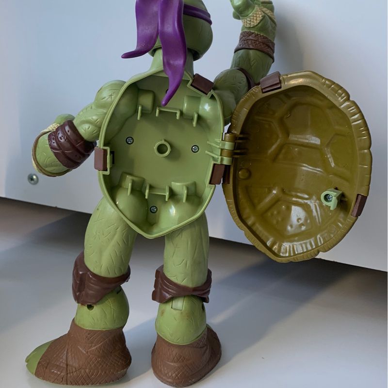 Boneco Articulado Tartarugas Ninja Donatello c/ Acessorios em Promoção na  Americanas