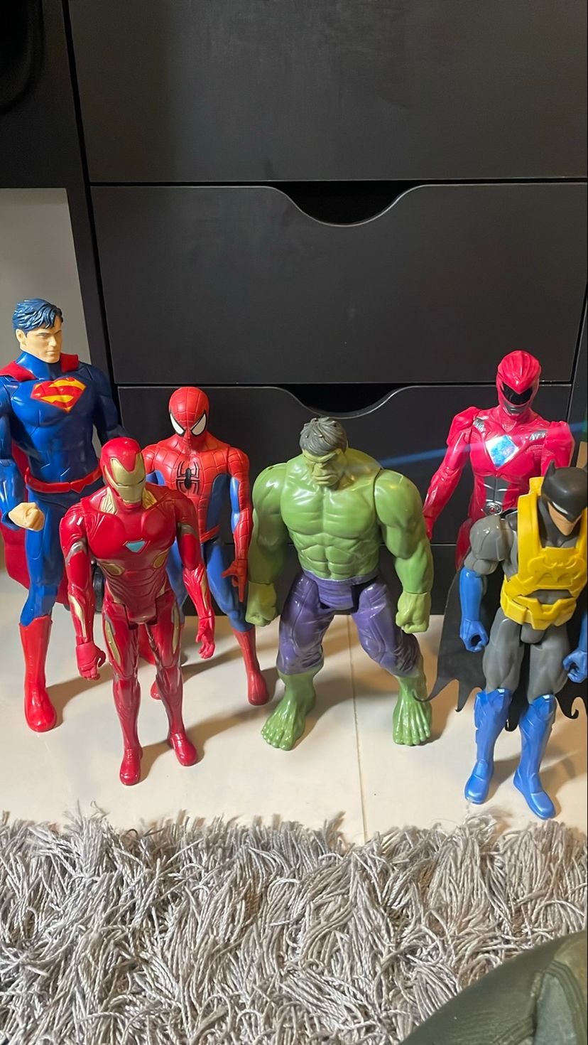 Bonecos Avengers | Brinquedo Usado 136176977 | enjoei