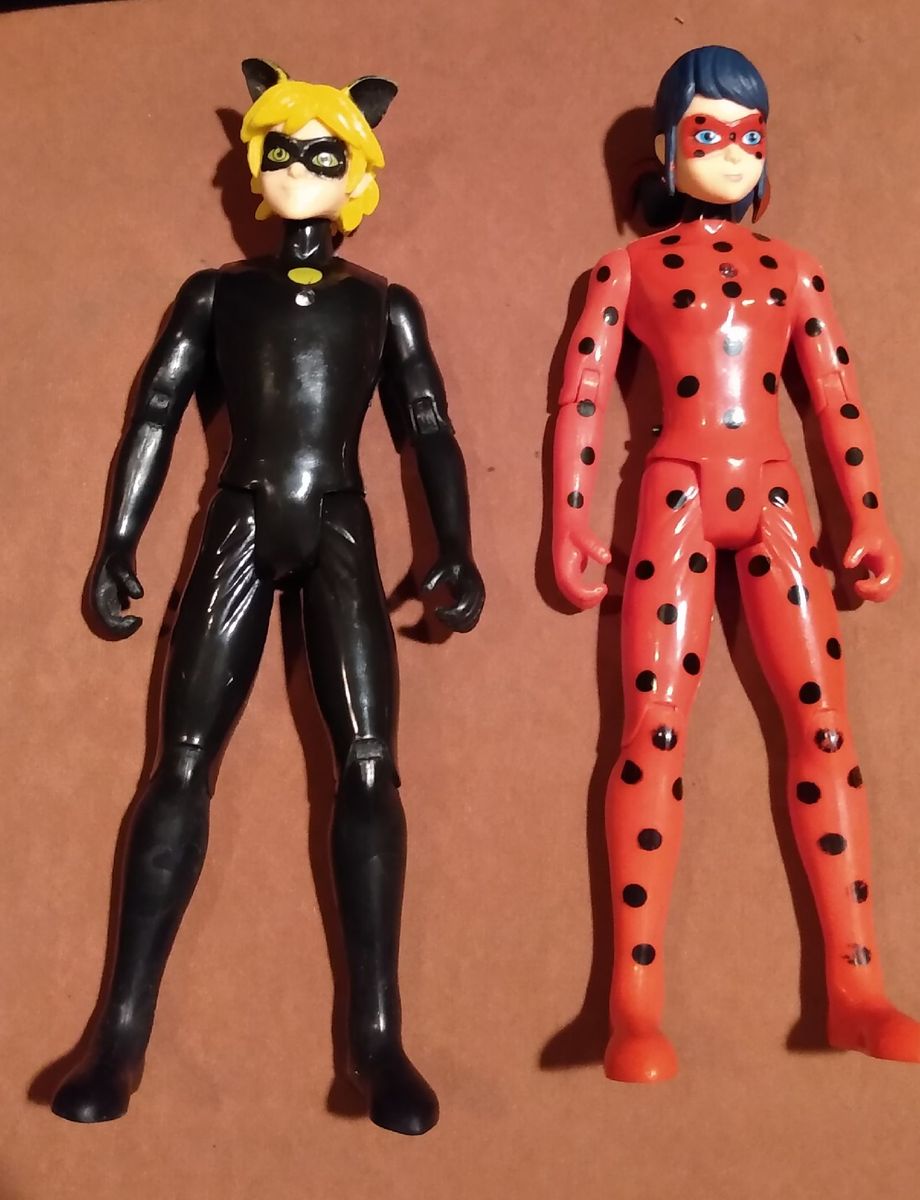 Miraculous Ladybug - Cat Noir em Ação 360º - Sunny - Bonecos