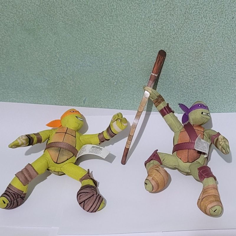 Boneco Pelúcia Grande Tartarugas Ninja Donatello 45cm