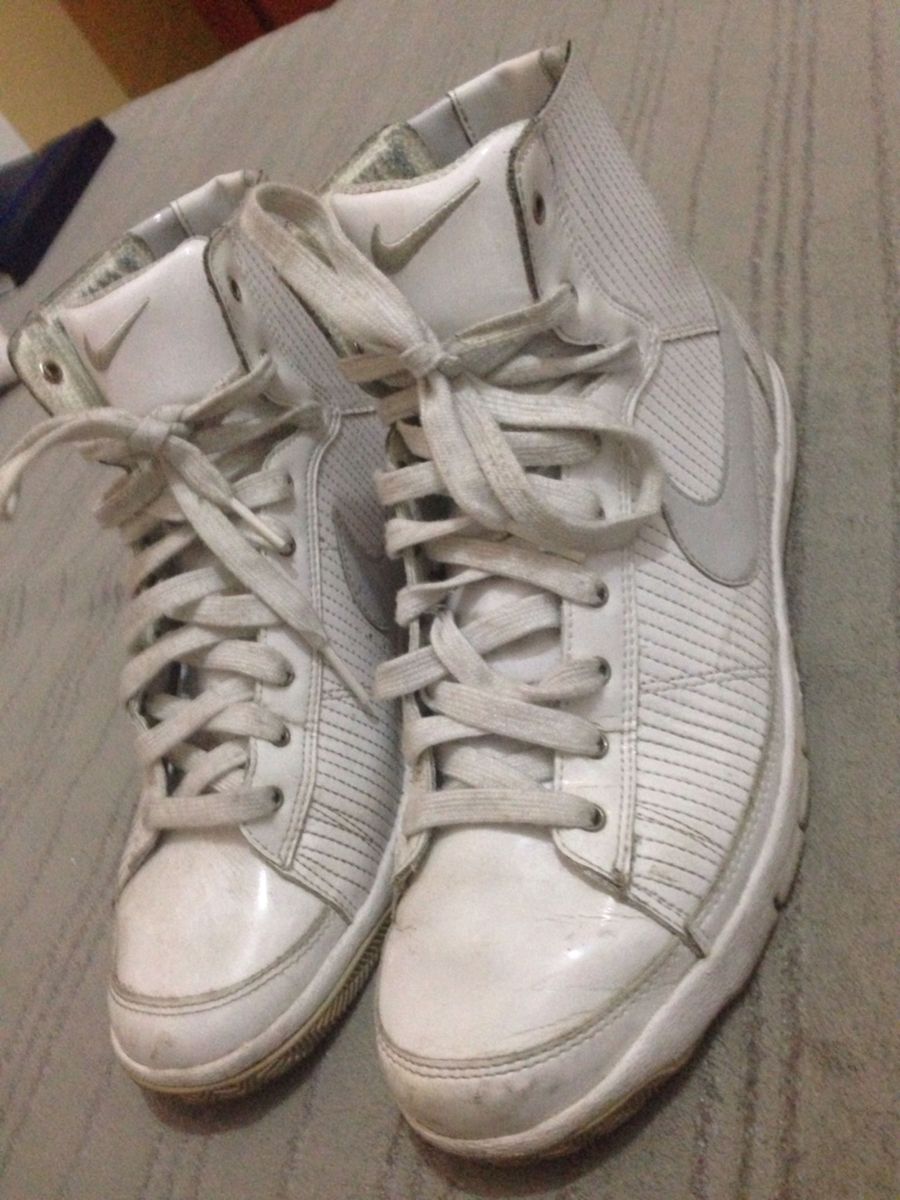 boot nike feminino