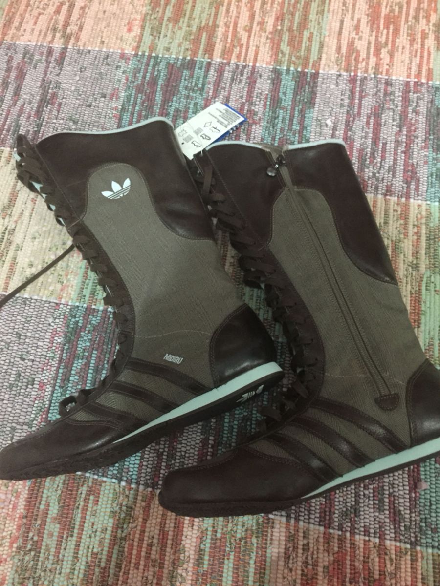 bota feminina adidas