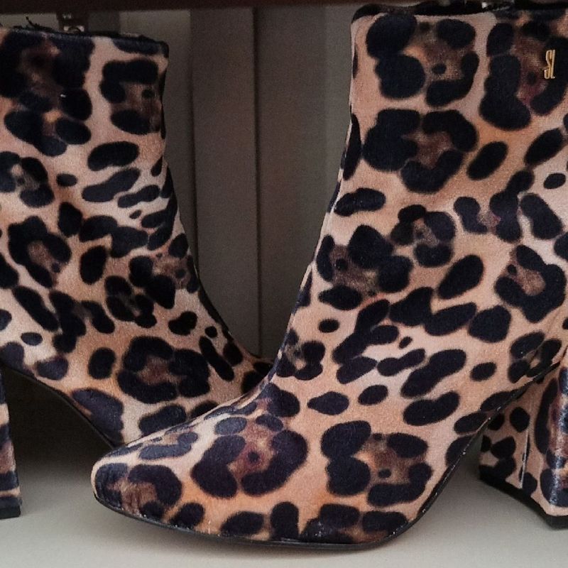 Bota animal print santa hot sale lolla