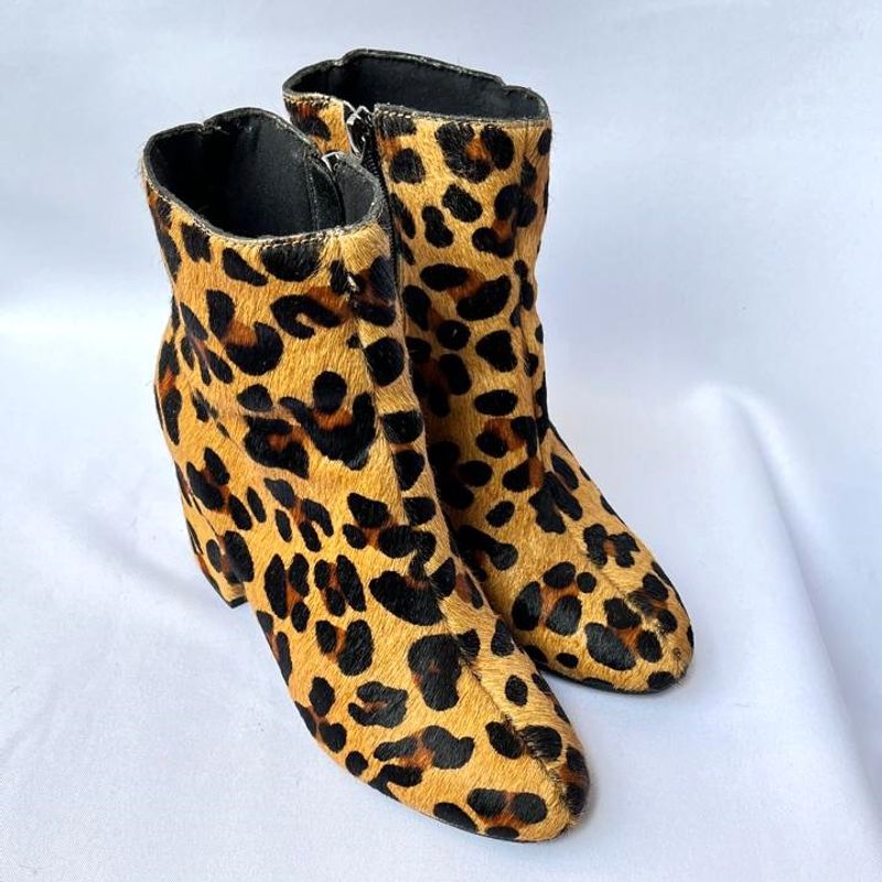 Bota fashion animal print renner