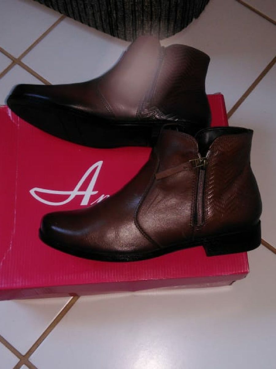 anna rios botas