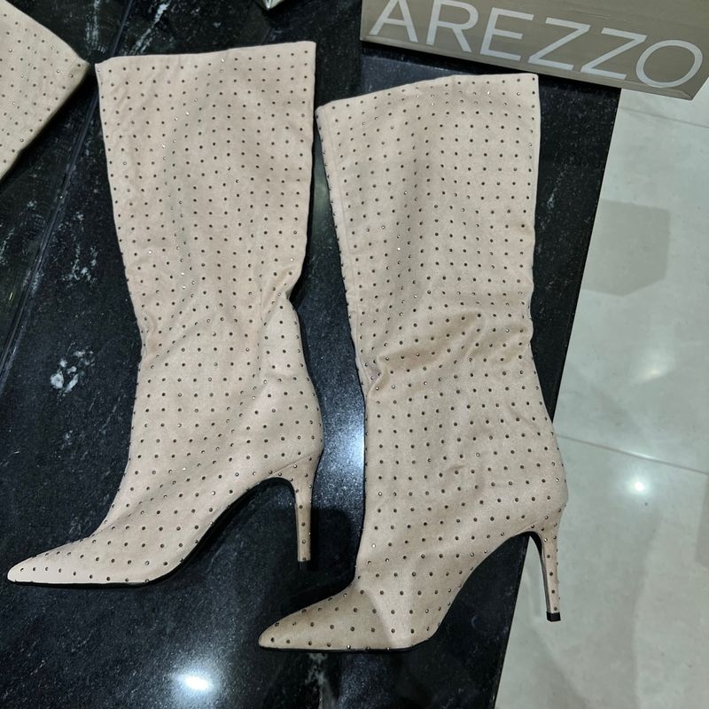 Bota Arezzo Bege Strass Hailey Cano Longo Camur a Nude Hotfix