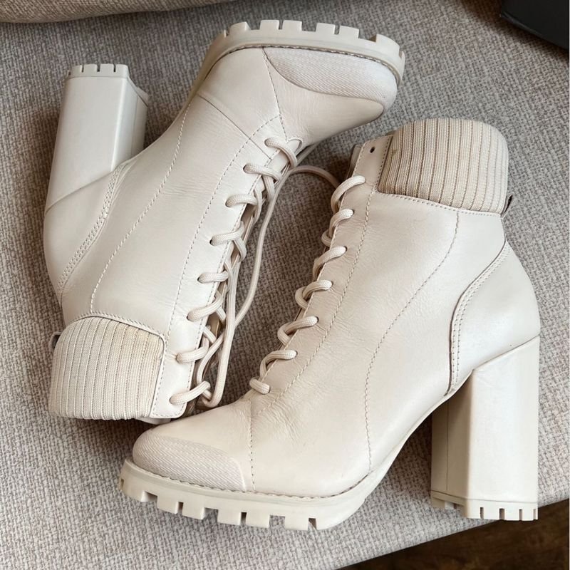 Bota Arezzo Coturno Arezzo Off White Bege Claro Salto Tratorado Desejo Bota Feminina Arezzo Nunca Usado 88152960 enjoei