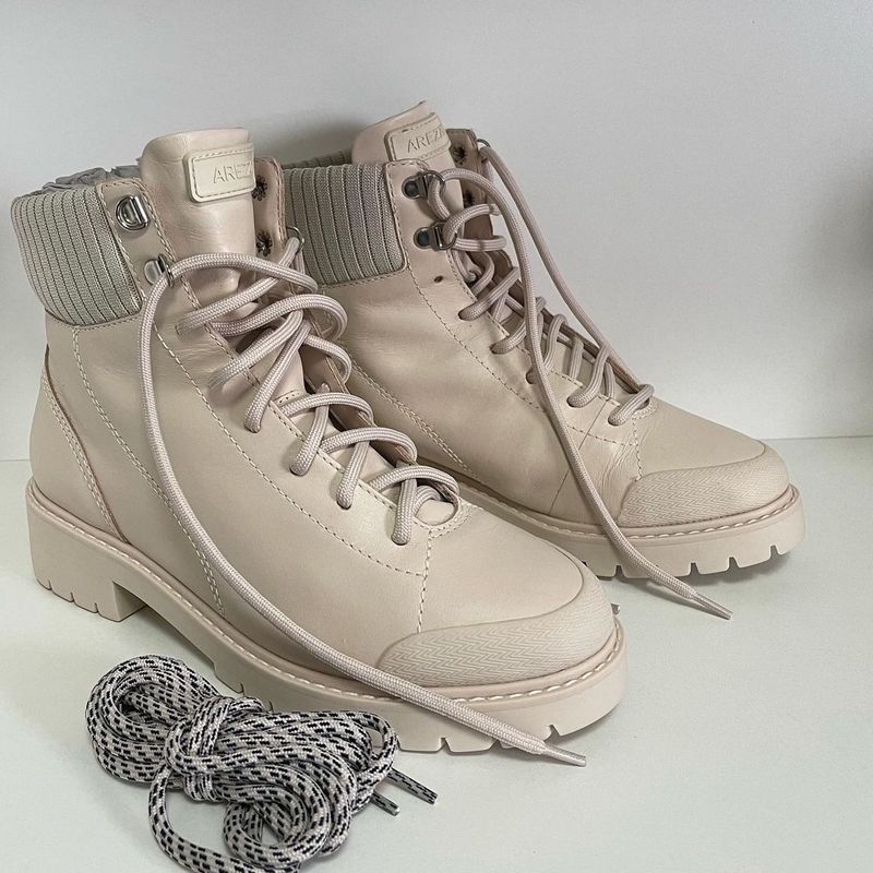 Bota Arezzo Coturno Off White Tratorado Desejo Esgotado No Site Bota Feminina Arezzo Nunca Usado 88624639 enjoei