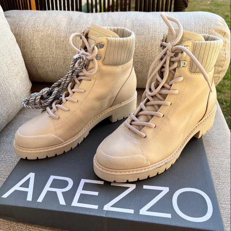 Bota Arezzo Coturno Off White Tratorado Desejo Esgotado No Site Bota Feminina Arezzo Nunca Usado 88624639 enjoei