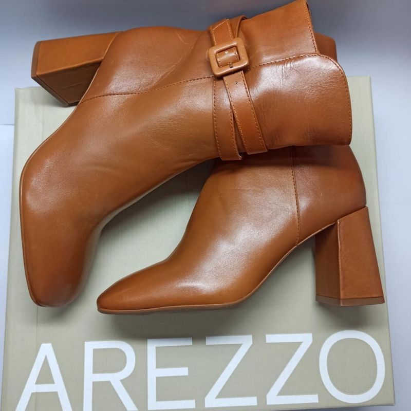 Bota Arezzo Couro Leg timo Marrom Salto Grosso Desejo Inverno 2023 Bota Feminina Arezzo Nunca Usado 86482353 enjoei