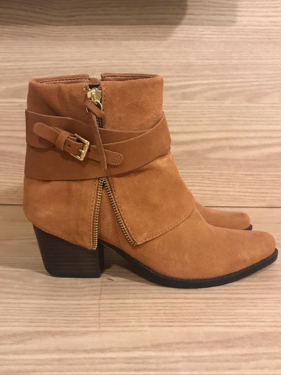 bota nobuck arezzo