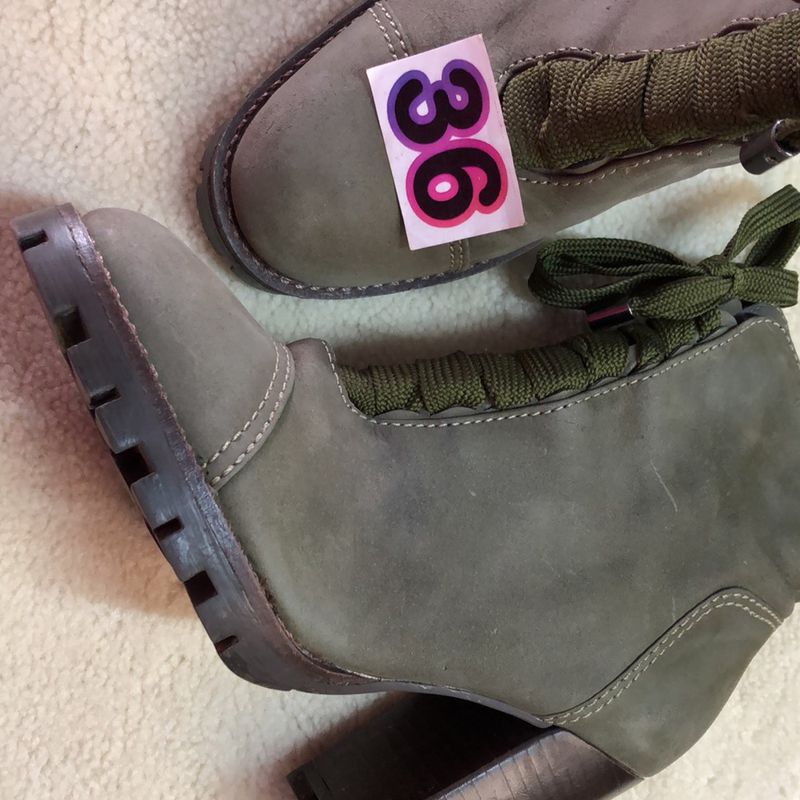 Bota Arezzo Semi Nova Verde Militar Arezzo Usado 66862258 enjoei