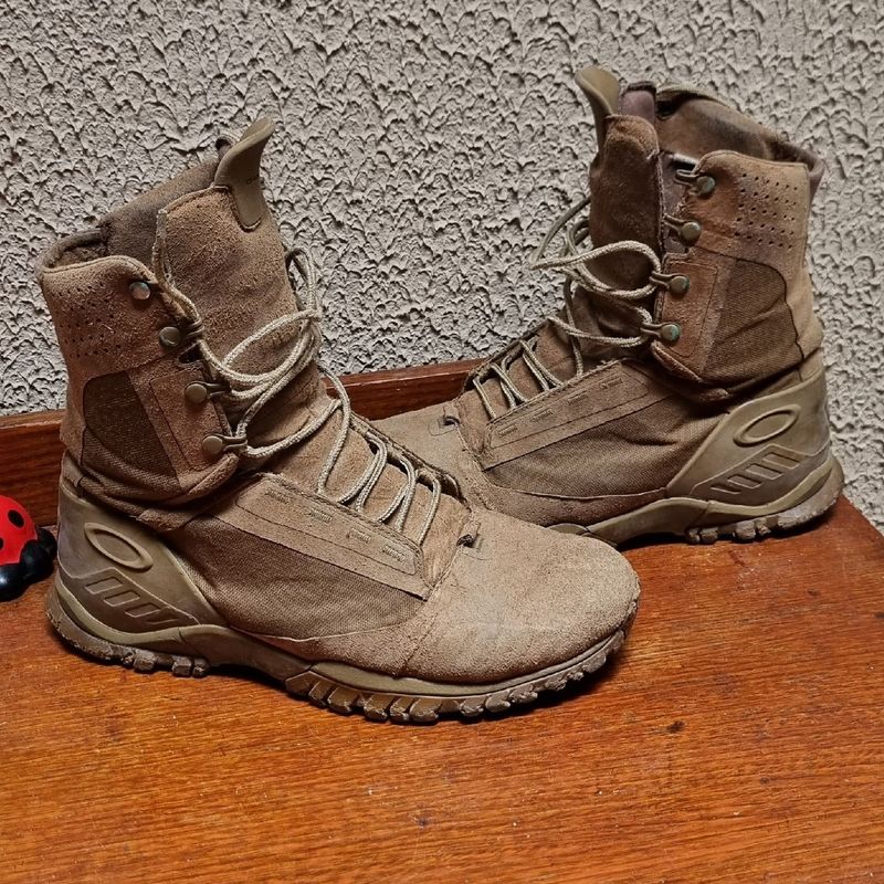 Tenis oakley hot sale assault boot