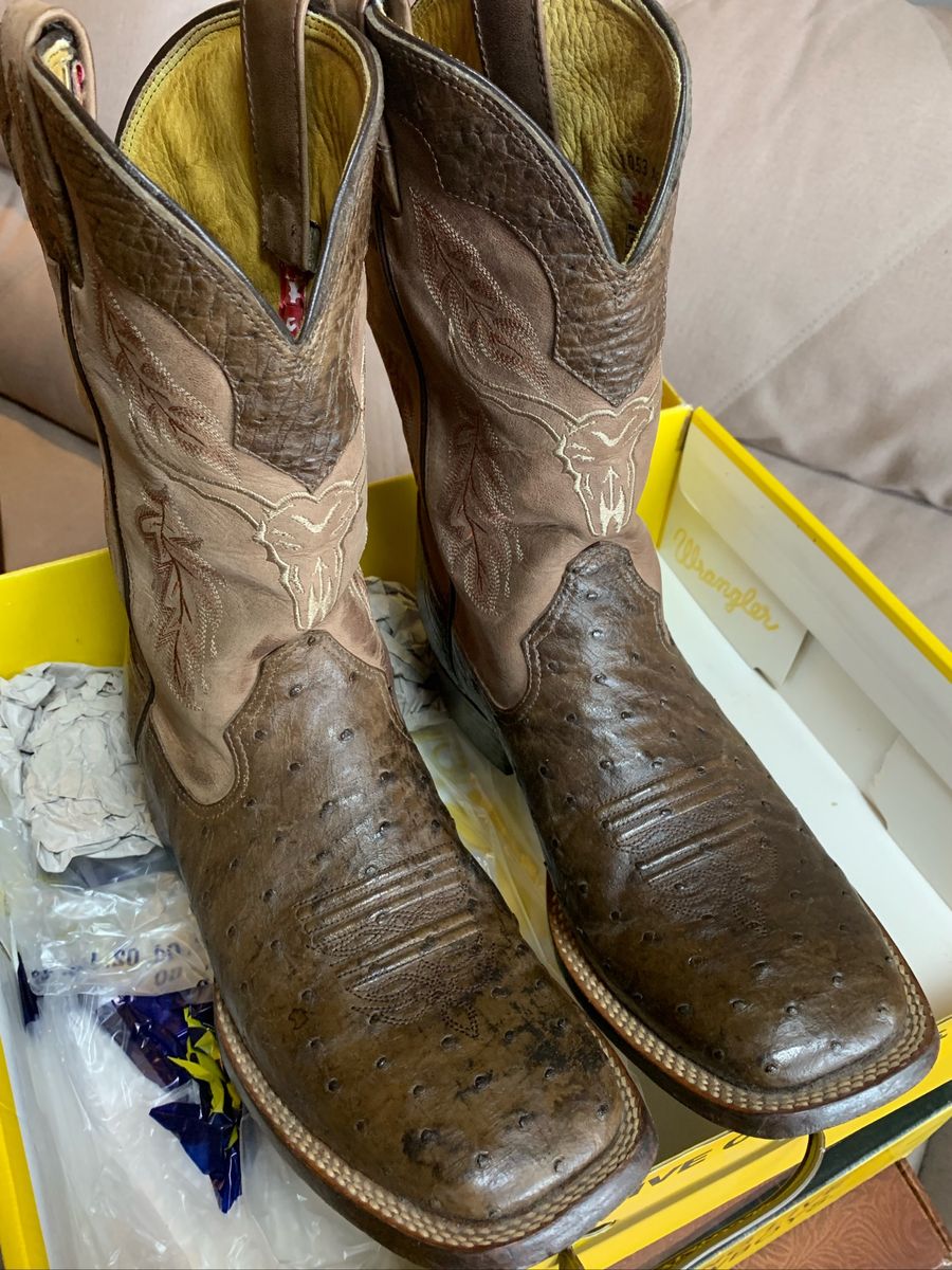 bota de avestruz bico quadrado