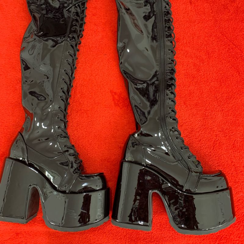 Bota Camel 300 Cano Alto Demonia Bota Feminina Demonia Usado