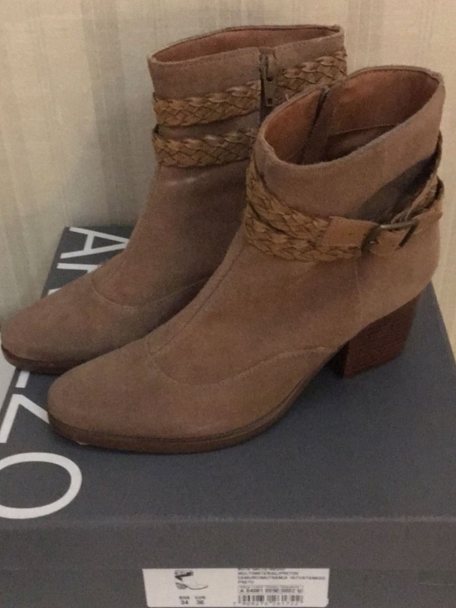 bota arezzo camurça