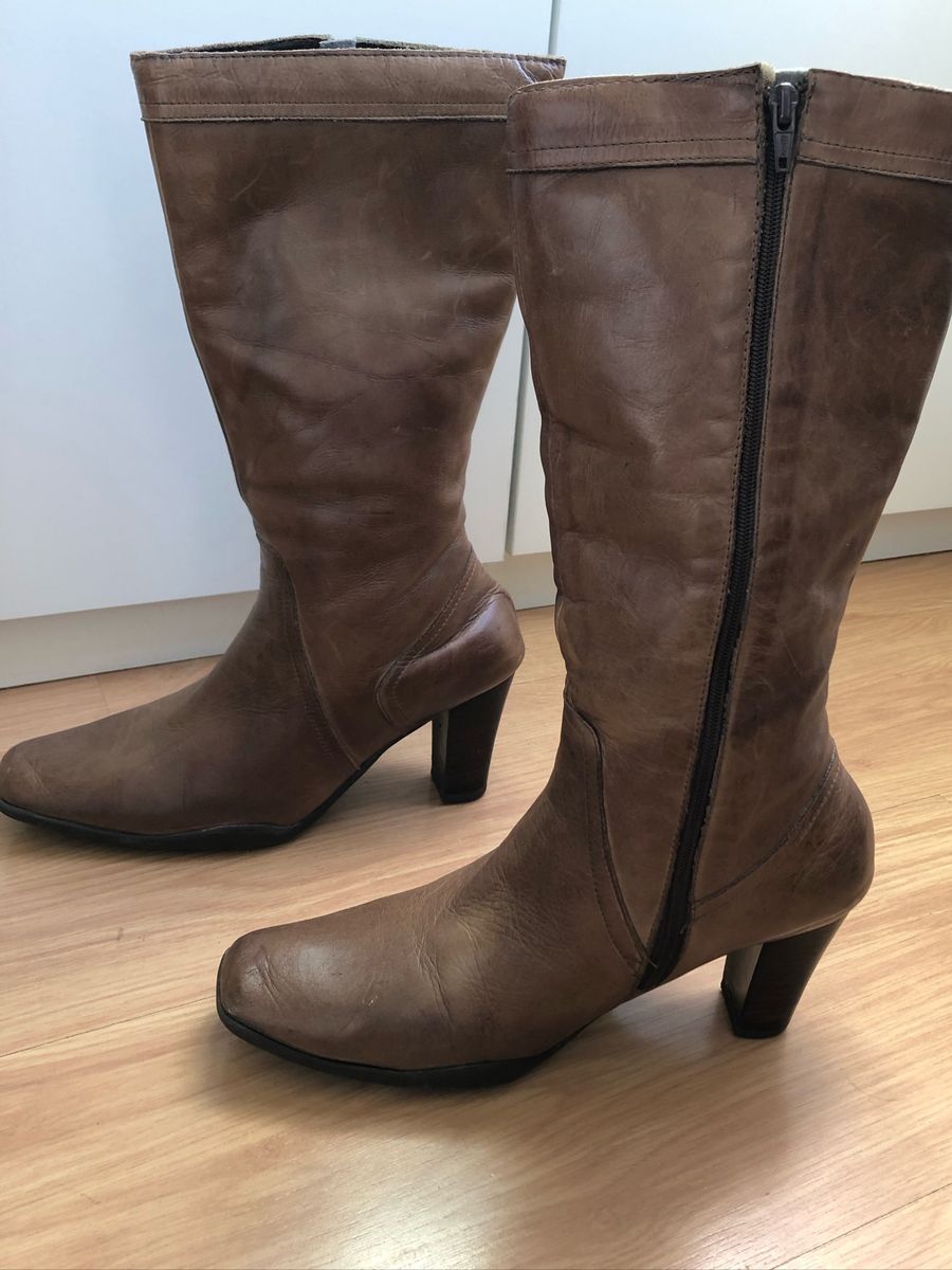 bota feminina cano alto marrom