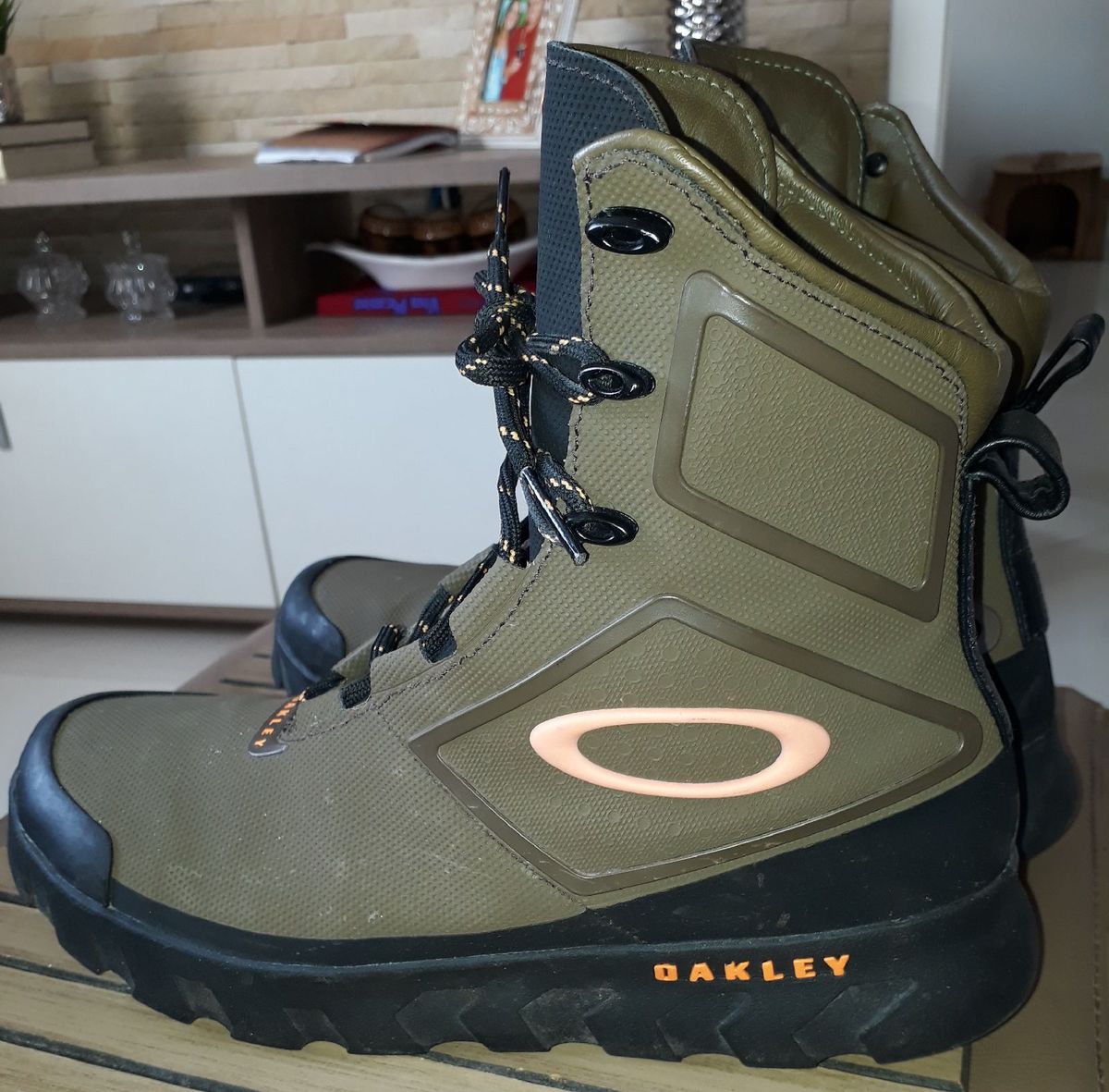 bota impermeavel oakley