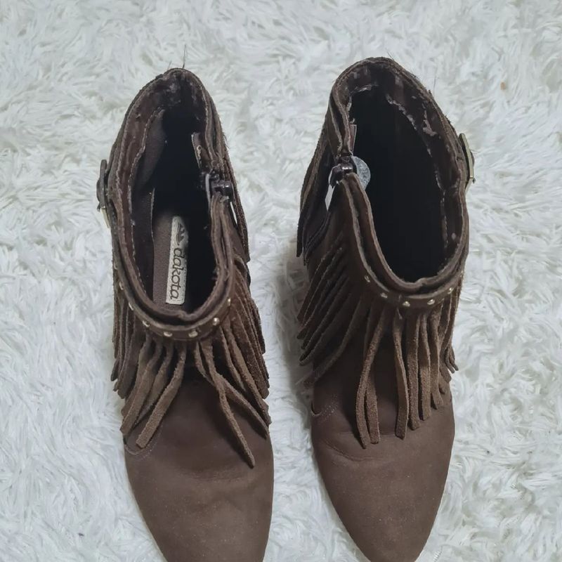 Bota cano curto com best sale franja dakota