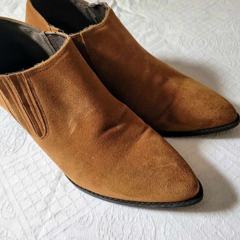 Bota Cano Curto Camurça Bota Feminina Via Uno Usado 84517143