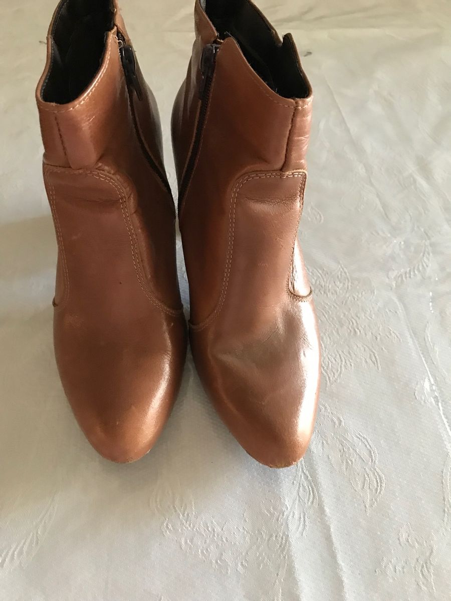 Bota cano best sale curto constance