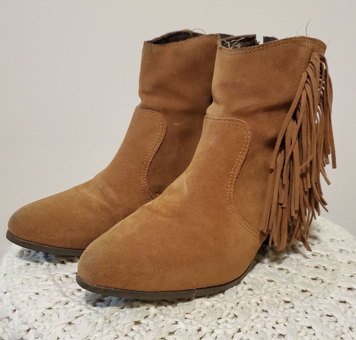 bota cano curto franja