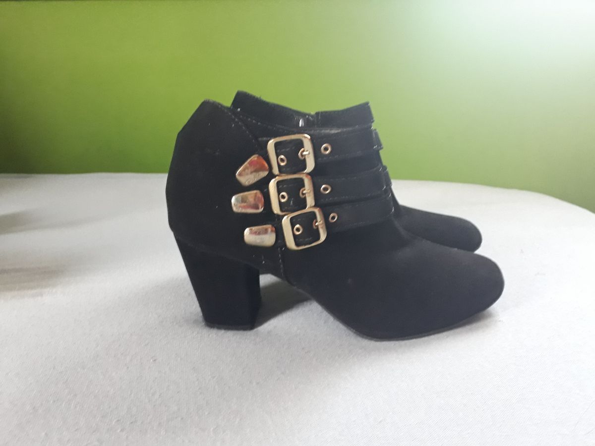 dakota bota cano curto