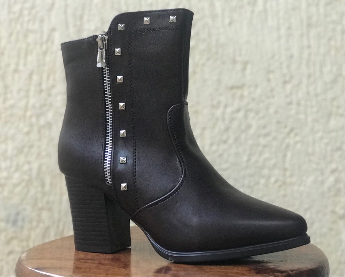 botas da marca mooncity