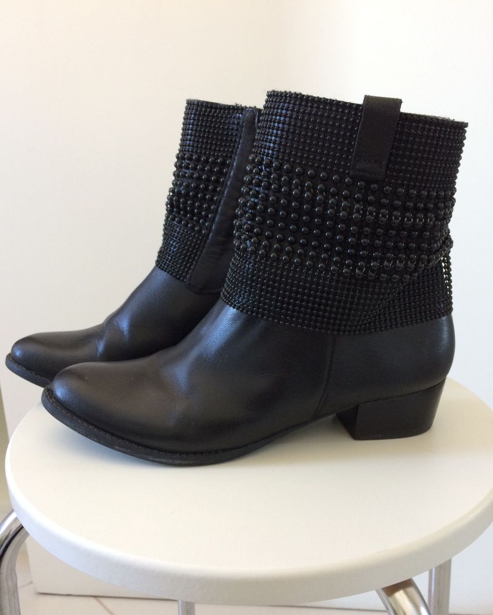 constance botas cano curto