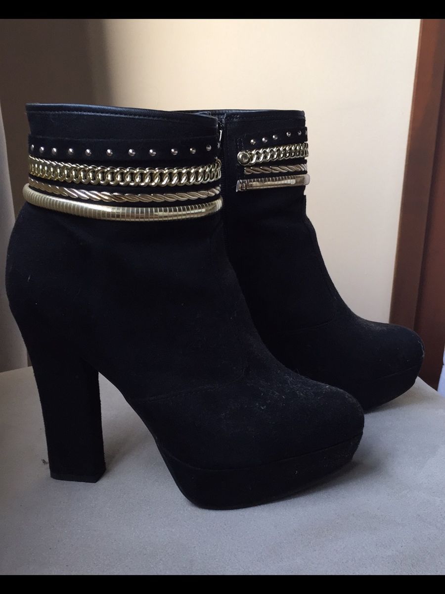 bota cano curto e salto alto