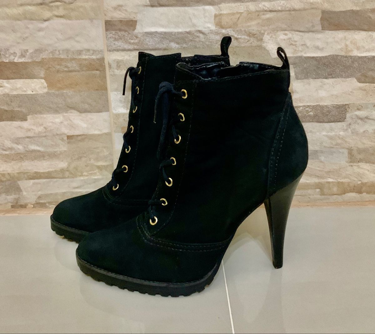 botas femininas cano curto salto fino